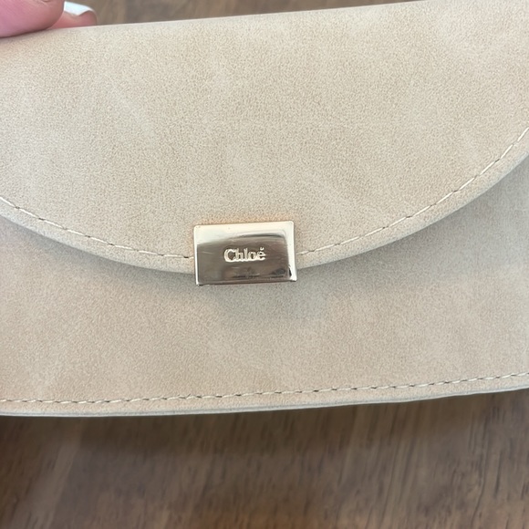 NWOT Suede Chloe sunglasses case - Picture 2 of 9
